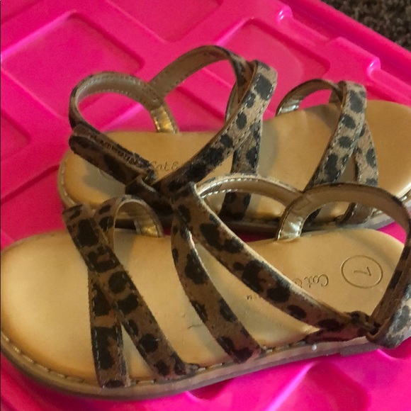 Chic sandals ! - Picture 2 of 3